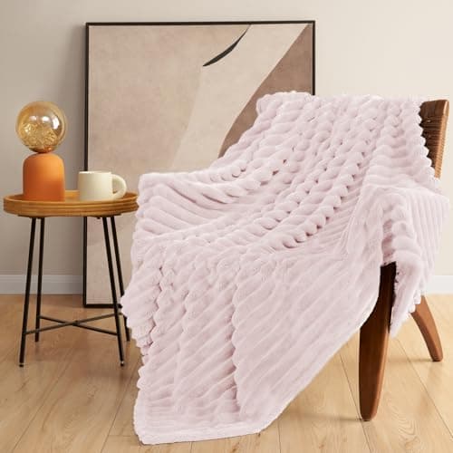 WAVVE Kuscheldecke Flauschig für Zimmer Deko, Sofadecke weicher Fleecedeckenausschnitt, Wohnraum Accessoire 130x150cm Gr