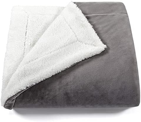 FARFALLAROSSA Oeko-TEX Flauschig Kuscheldecke 130x160 cm - Super Weiche Fleecedecke als Sofaüberwurf - Wohndecke Gelb OE