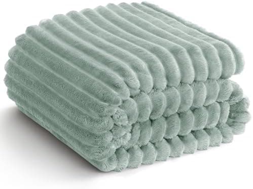 WAVVE Kuscheldecke Flauschig für Zimmer Deko, Sofadecke weicher Fleecedeckenausschnitt, Wohnraum Accessoire 130x150cm Gr