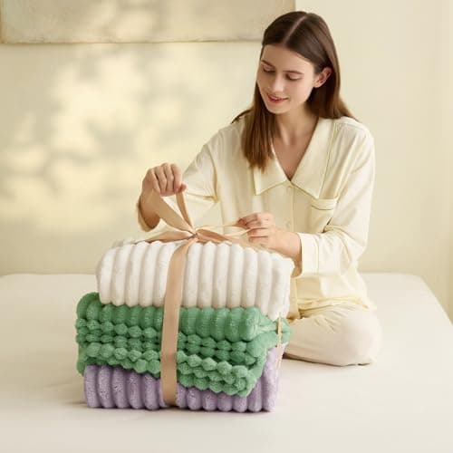 WAVVE Kuscheldecke Flauschig für Zimmer Deko, Sofadecke weicher Fleecedeckenausschnitt, Wohnraum Accessoire 130x150cm Gr