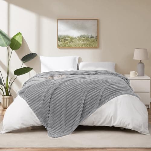 WAVVE Kuscheldecke Flauschig für Zimmer Deko, Sofadecke weicher Fleecedeckenausschnitt, Wohnraum Accessoire 130x150cm Gr