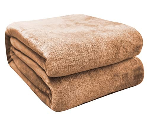 FARFALLAROSSA Oeko-TEX Flauschig Kuscheldecke 130x160 cm - Super Weiche Fleecedecke als Sofaüberwurf - Wohndecke Gelb OE
