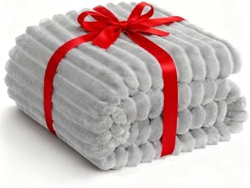 WAVVE Kuscheldecke Flauschig für Zimmer Deko, Sofadecke weicher Fleecedeckenausschnitt, Wohnraum Accessoire 130x150cm Gr