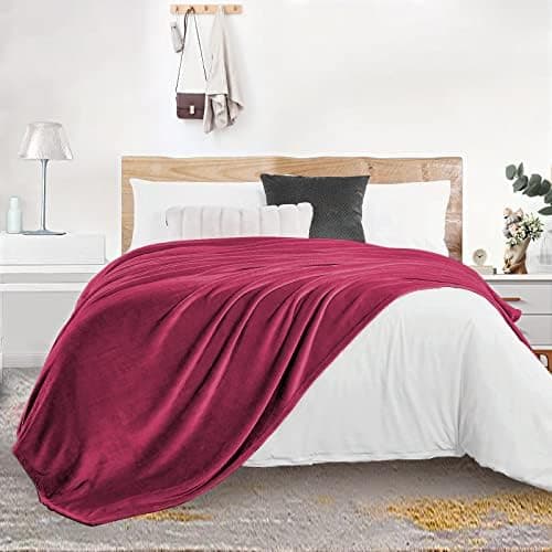 FARFALLAROSSA Oeko-TEX Flauschig Kuscheldecke 130x160 cm - Super Weiche Fleecedecke als Sofaüberwurf - Wohndecke Gelb OE
