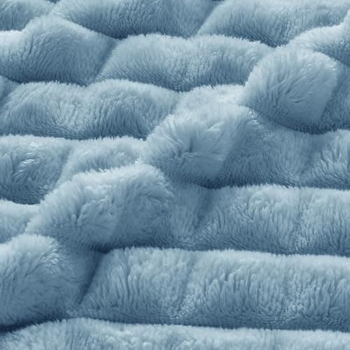 BEDELITE Flauschig Kuscheldecke Hellblau 125x150 für Sofa und Wohnzimmer OEKO-TEX STANDARD 100  
BEDELITE Hellblauer Fla