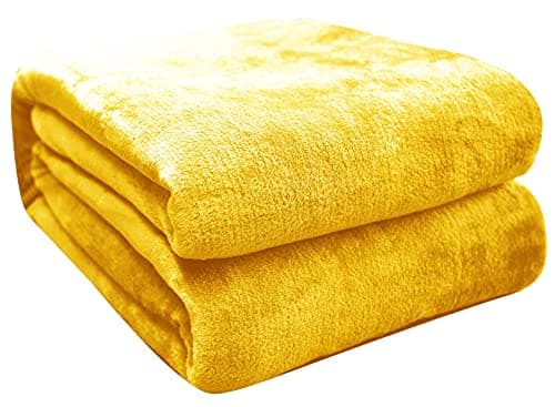FARFALLAROSSA Oeko-TEX Flauschig Kuscheldecke 130x160 cm - Super Weiche Fleecedecke als Sofaüberwurf - Wohndecke Gelb OE