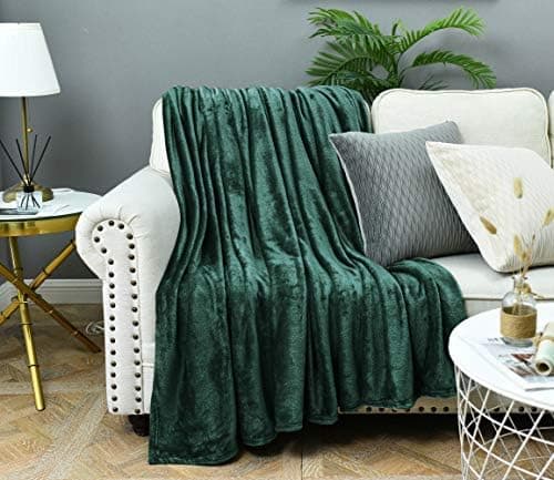 FARFALLAROSSA Oeko-TEX Flauschig Kuscheldecke 130x160 cm - Super Weiche Fleecedecke als Sofaüberwurf - Wohndecke Gelb OE