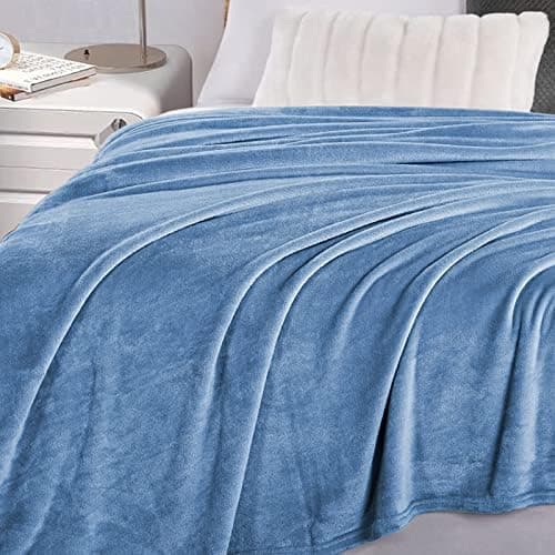 FARFALLAROSSA Oeko-TEX Flauschig Kuscheldecke 130x160 cm - Super Weiche Fleecedecke als Sofaüberwurf - Wohndecke Gelb OE