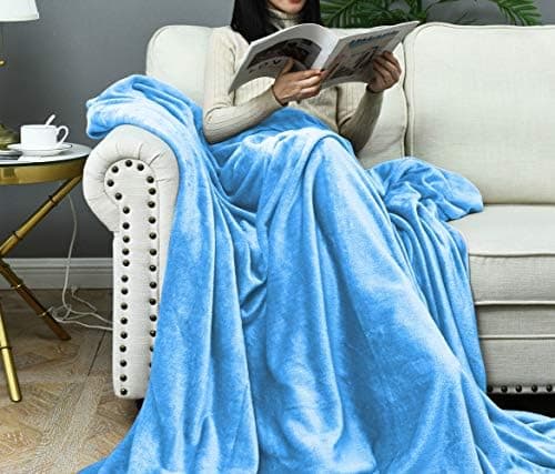 FARFALLAROSSA Oeko-TEX Flauschig Kuscheldecke 130x160 cm - Super Weiche Fleecedecke als Sofaüberwurf - Wohndecke Gelb OE